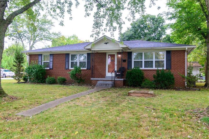Property Photo: 618 Bonnie Drive KY 42276