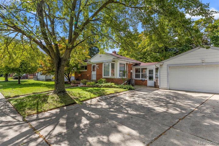 Property Photo: 14023 Beech Daly Road N MI 48239
