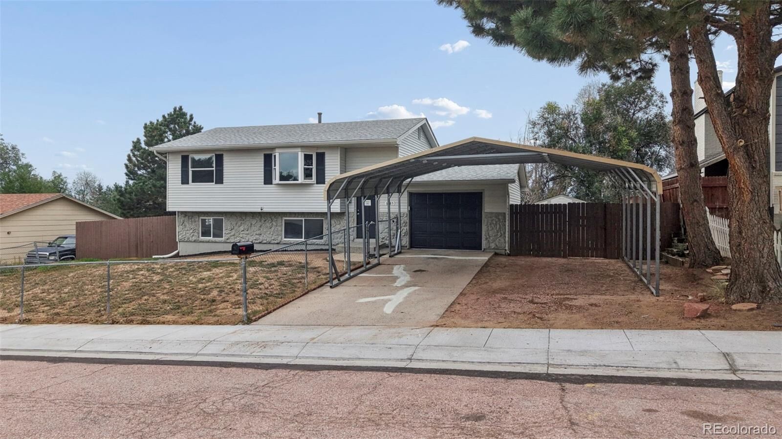 Property Photo:  6885 Mescalero Drive  CO 80915 