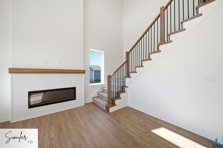 Property Photo: 405 S Willow Spring Dr SD 57110