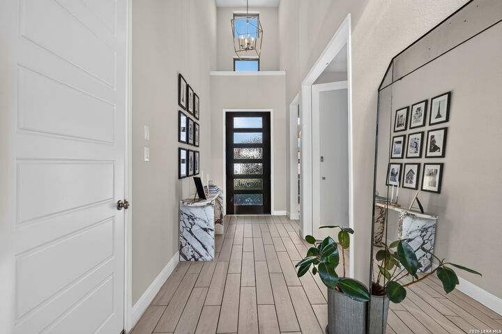 Property Photo:  24033 Sidehill Lie  TX 78261 