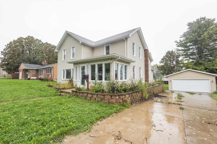 Property Photo:  126 E North Street  WI 53533 