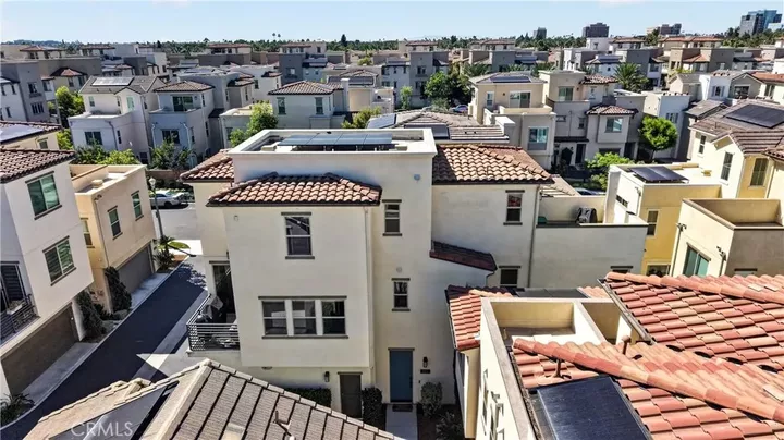 Property Photo: 592 S Motif CA 92805