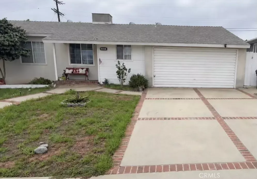 Property Photo: 6606 W 87th Pl CA 90045
