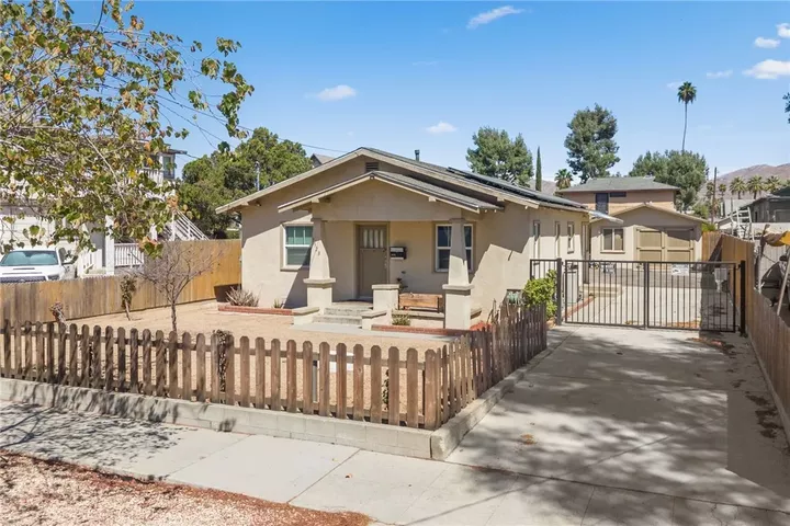 Property Photo:  3328 Comer  CA 92507 