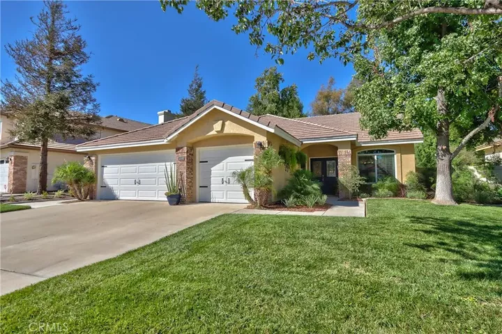 Property Photo:  32098 Camino Seneco  CA 92592 