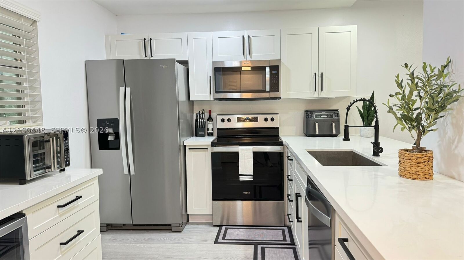 Property Photo:  1800 N Lauderdale Ave 1117  FL 33068 