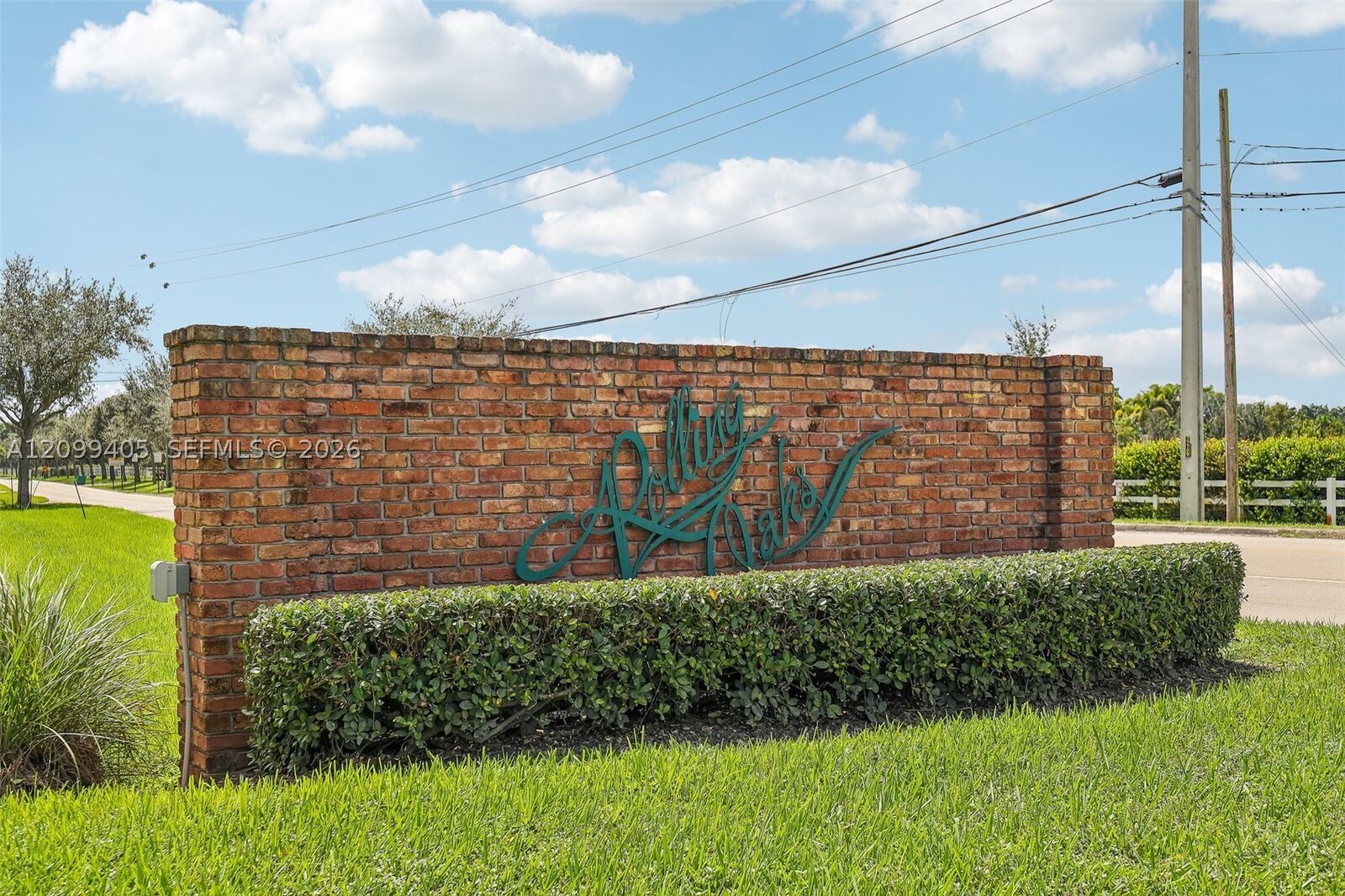 Property Photo:  18301 SW 50th St  FL 33331 