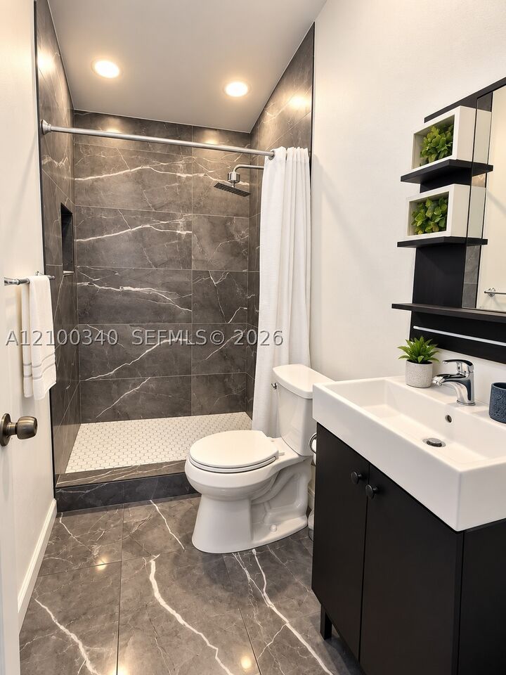 Property Photo:  1931 Arthur St 2  FL 33020 