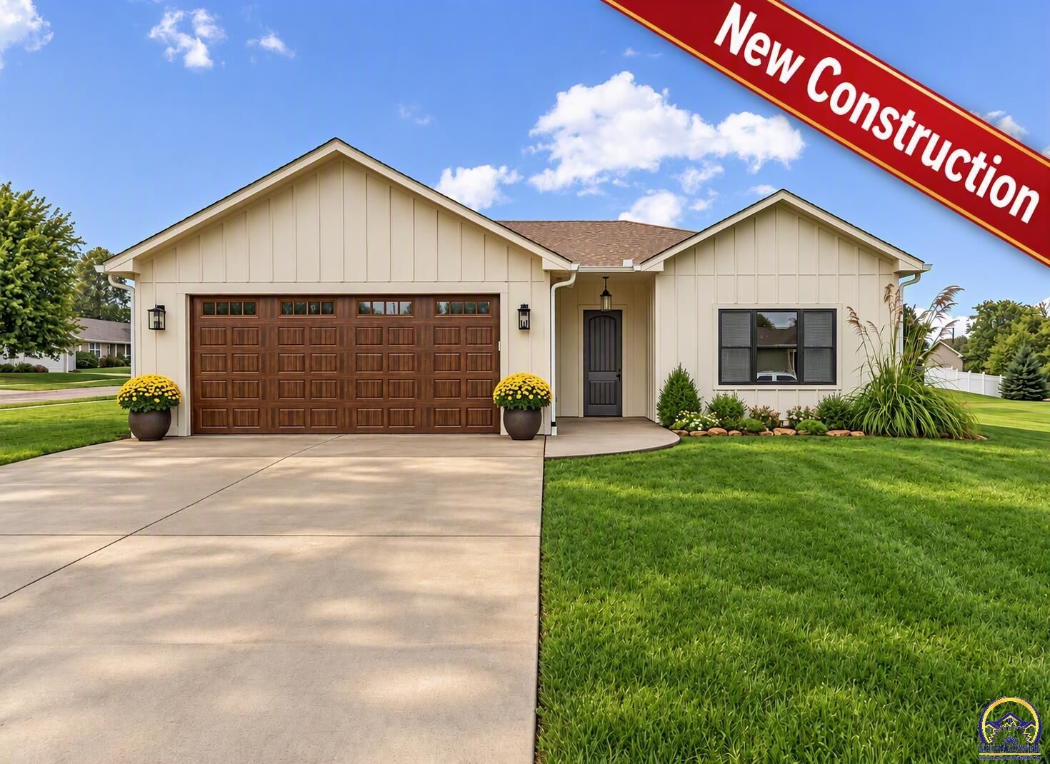 Property Photo:  4100 SE 33rd St  KS 66605 