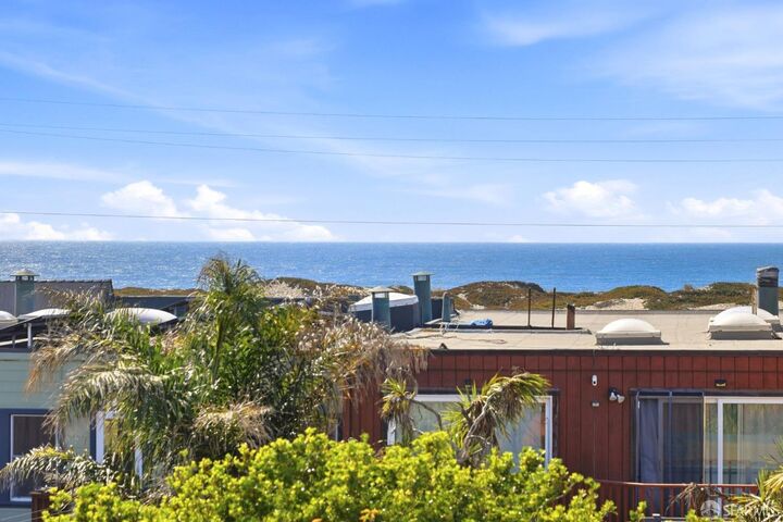 Property Photo: 2335 47th Avenue CA 94116