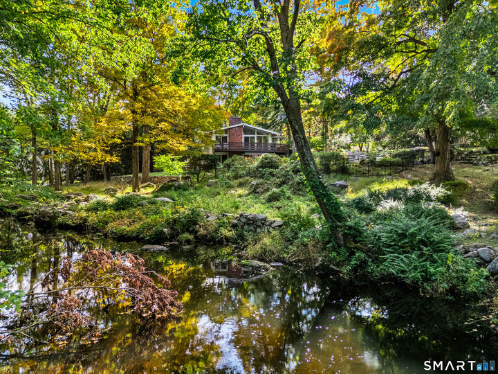 Property Photo:  450 Cascade Road  CT 06903 