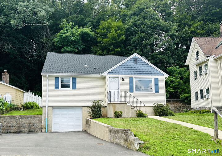 Property Photo: 136 Hillside Avenue CT 06484