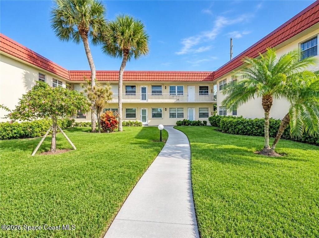 Property Photo: 99 Springlake Drive FL 32962