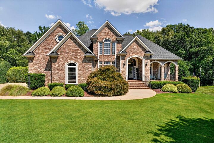 Property Photo: 415 Lions Paw Court SC 29349
