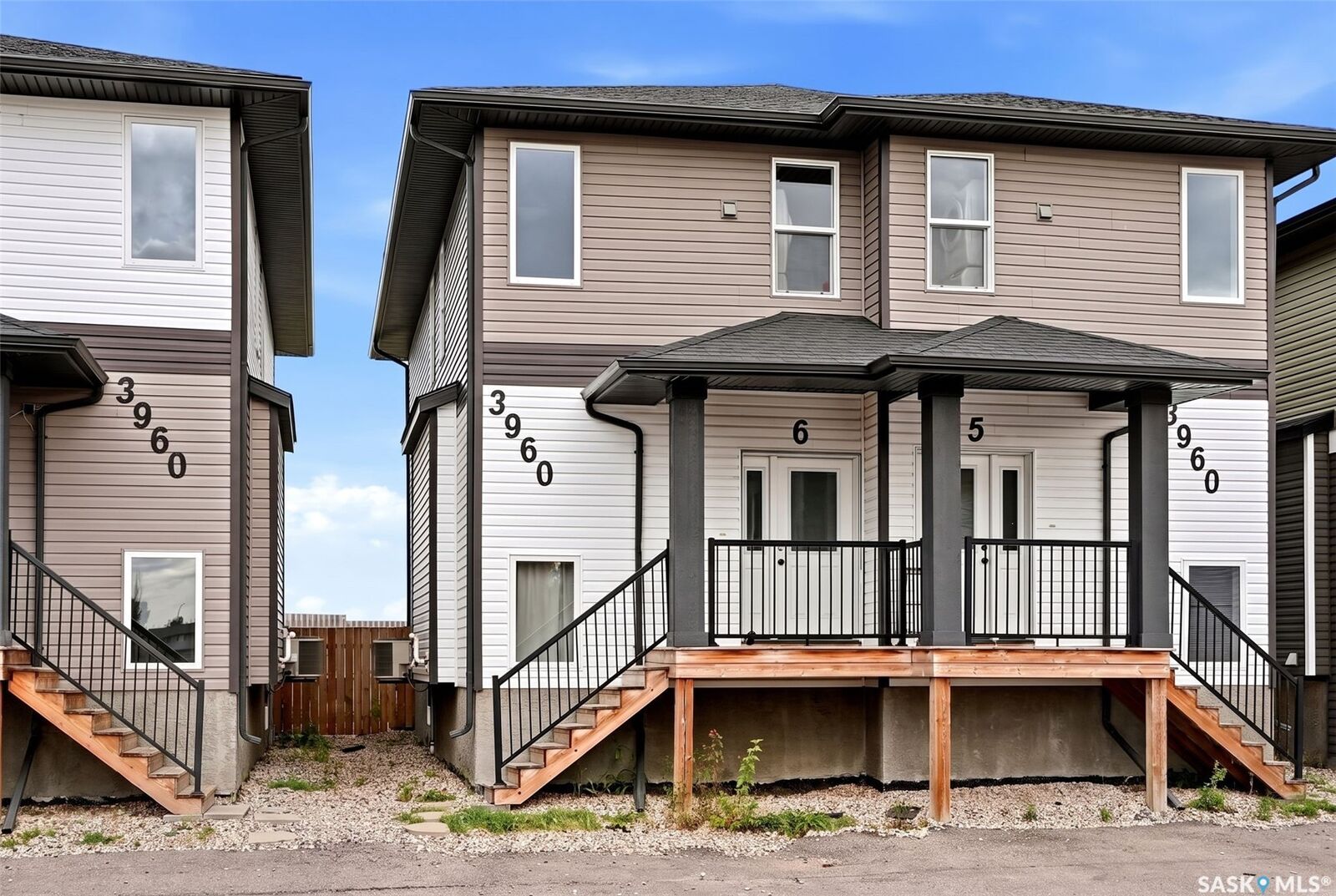 Property Photo:  3960 7th Avenue E 6  SK S4N 7L9 