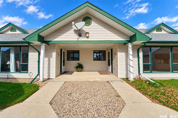 Property Photo:  111 2nd Avenue E 107  SK S0L 2V0 