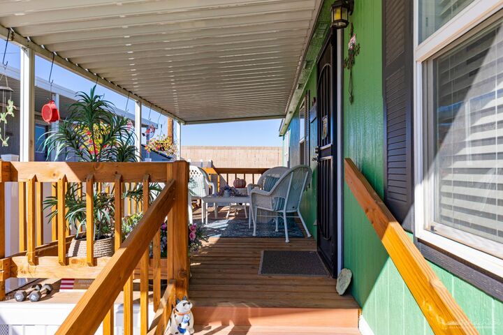 Property Photo:  600 Dennison #8 Road 8  CA 93561 