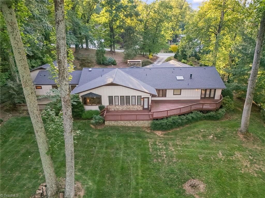 Property Photo:  3301 Forsyth Drive  NC 27407 