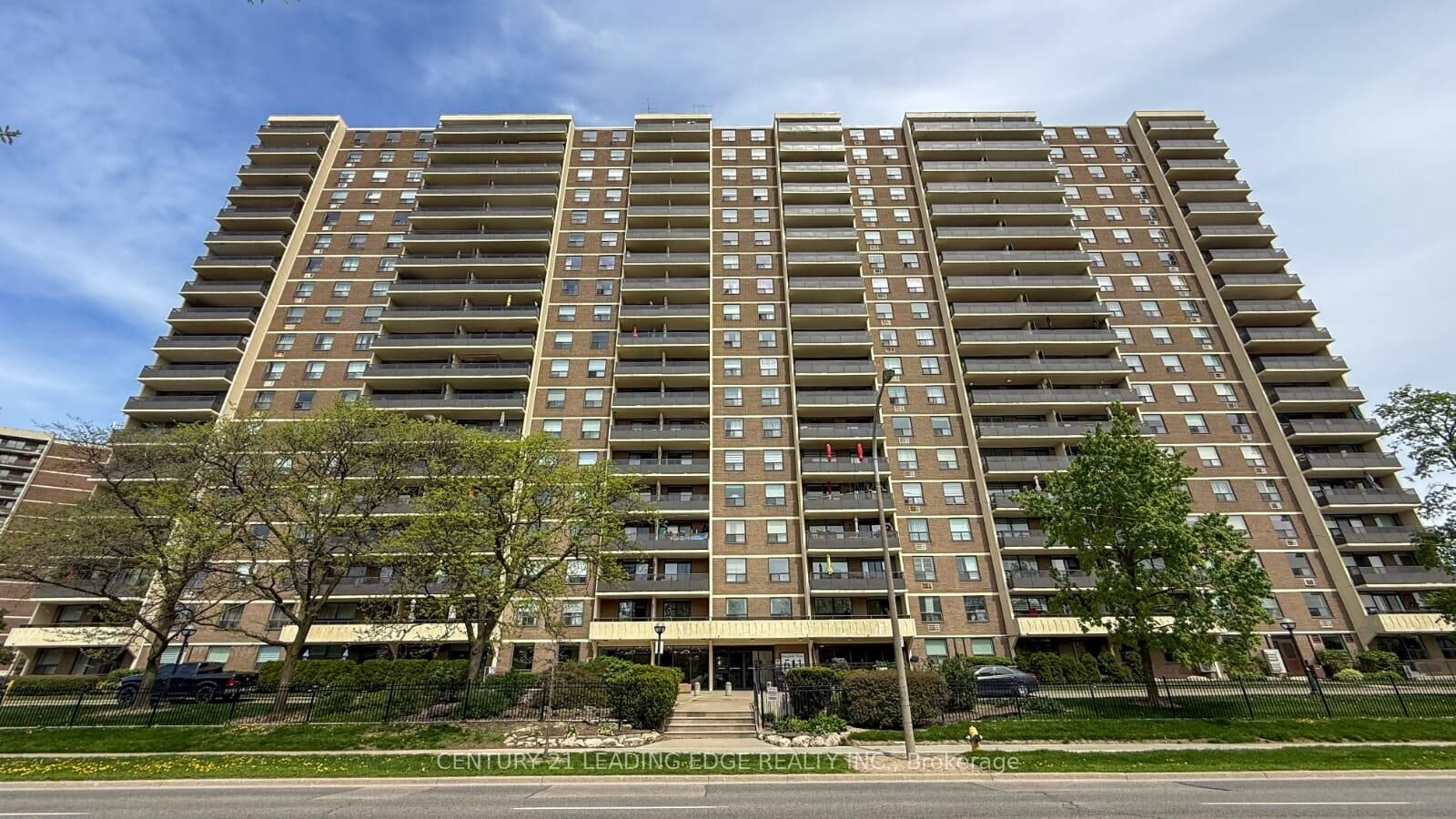 Property Photo:  511 The West Mall N/A 1908  ON M9C 1G5 