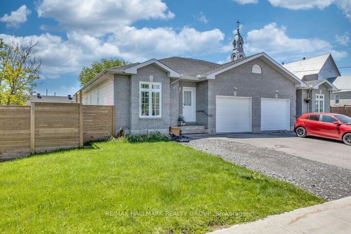 Property Photo:  713 Brebeuf Street  ON K0A 1M0 