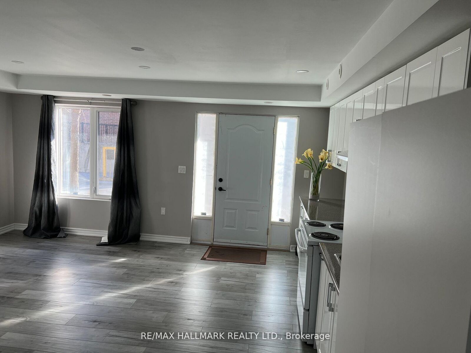 Property Photo:  3029 Finch Avenue W 14 #Basement  ON M9M 0A2 