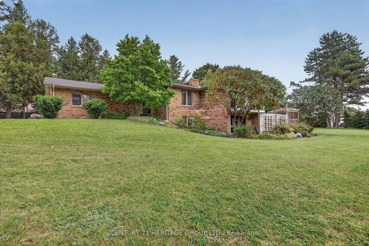 Property Photo:  1 Arthur Evans Crescent  ON L3Z 3K9 