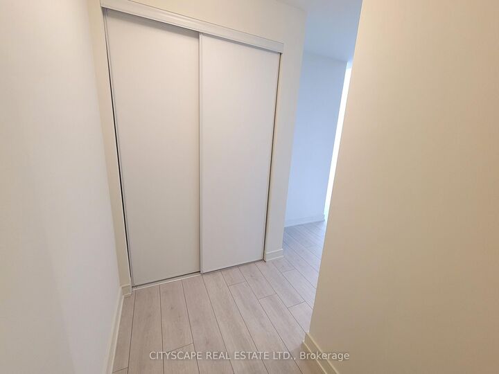 Property Photo:  8010 Derry Road 607  ON L9T 9N3 