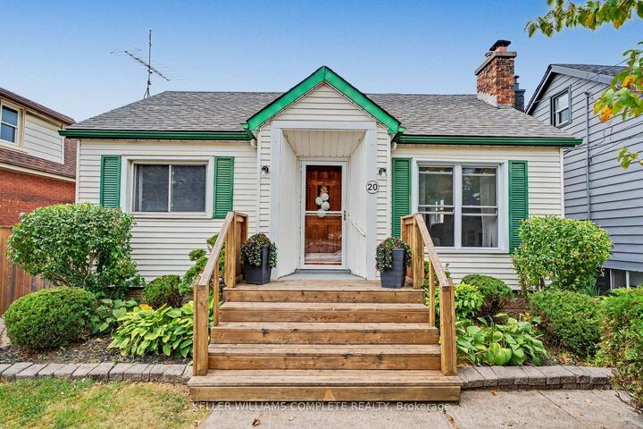 Property Photo:  20 East 18th Street  ON L9A 4N7 