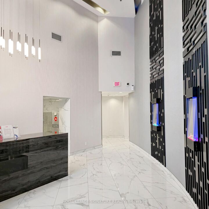 Property Photo:  80 Absolute Avenue 2205  ON L4Z 0A5 