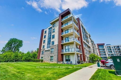 Property Photo:  125 Shoreview Place 514  ON L8E 0K3 
