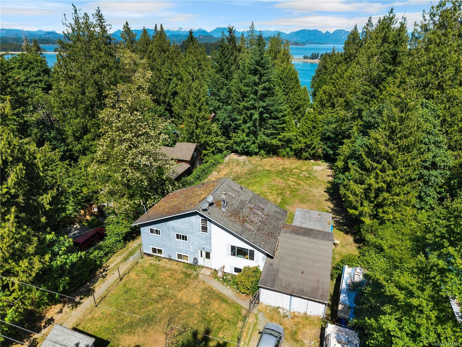 Property Photo:  1376 Hooley Rd  BC V0P 1N0 