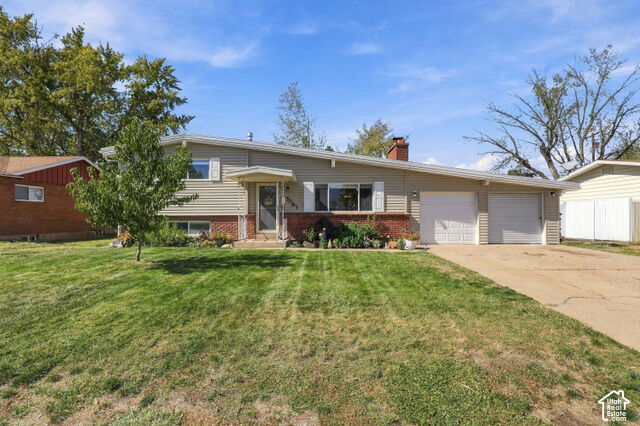 Property Photo:  5067 S 2325 W  UT 84067 