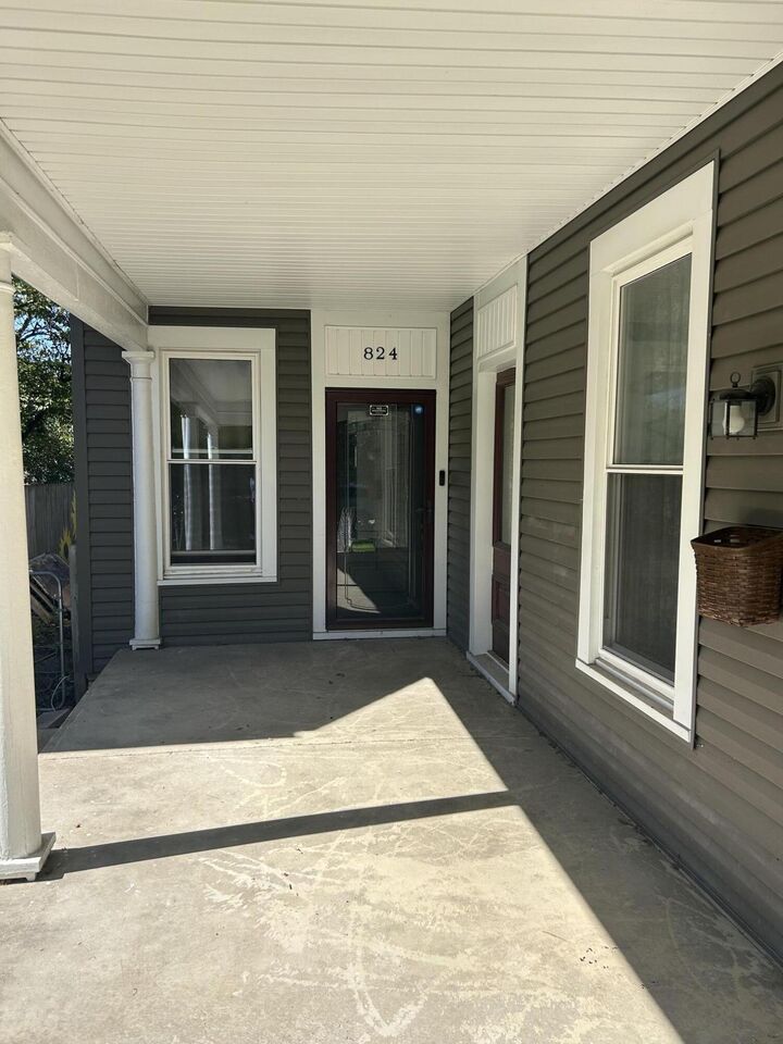Property Photo:  824 N Main Street  OH 43078 