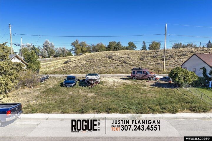 Property Photo:  1017 Nebraska  WY 82609 