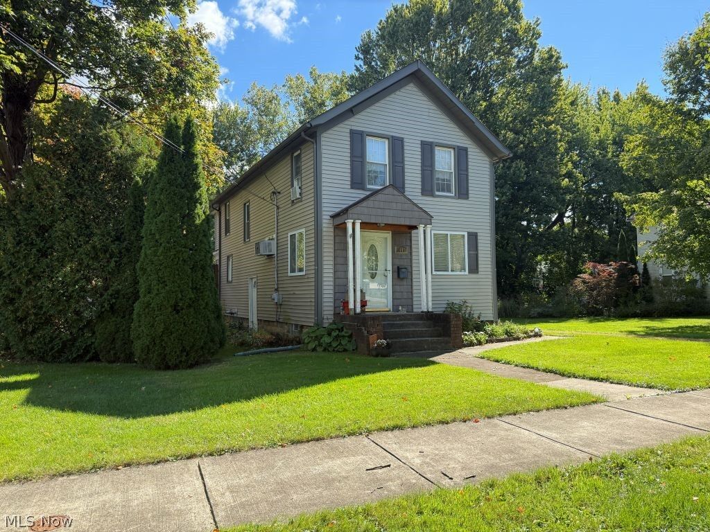 Property Photo: 449 N Broadway OH 44041