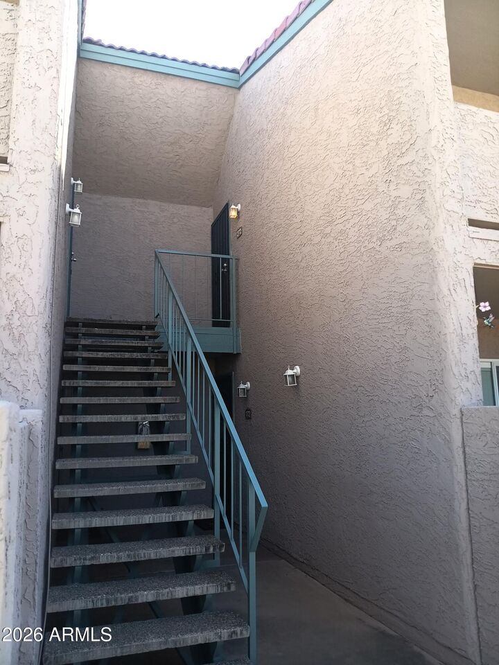 Property Photo:  623 W Guadalupe Road 272  AZ 85210 