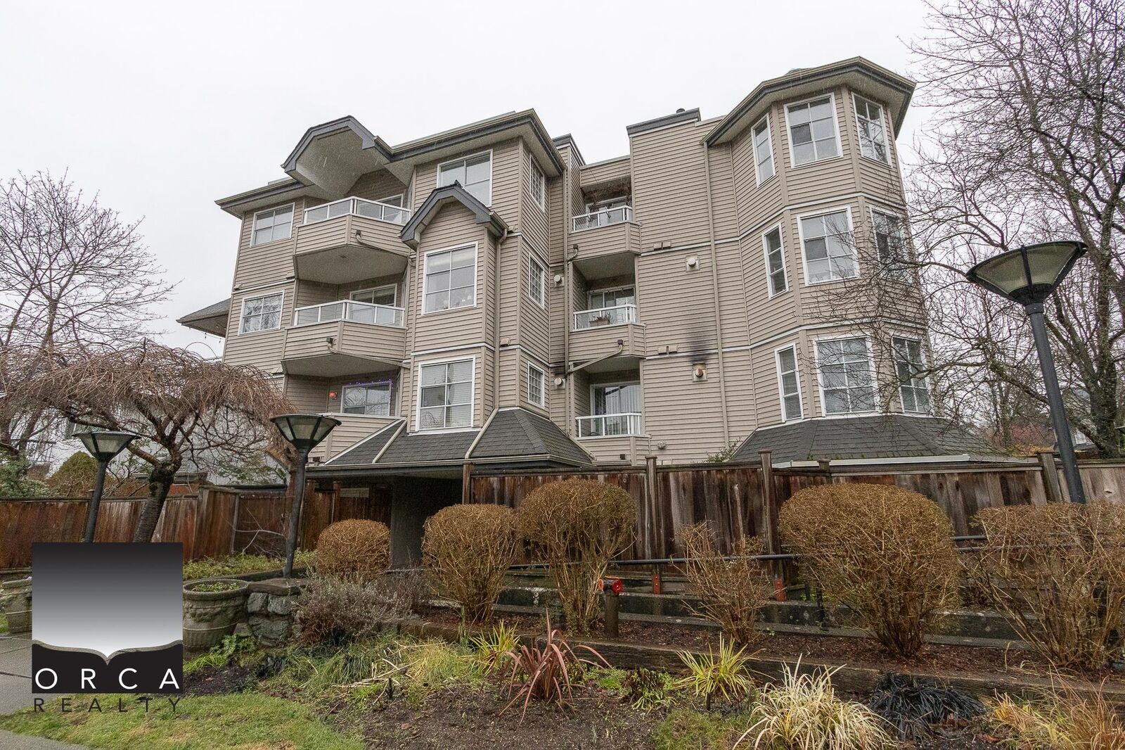 Property Photo:  1481 E 4th Avenue 402  BC V5N 1J6 