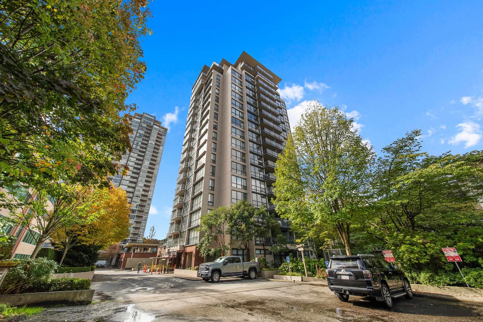 Property Photo: 2959 Glen Drive 805 BC V3B 0B8