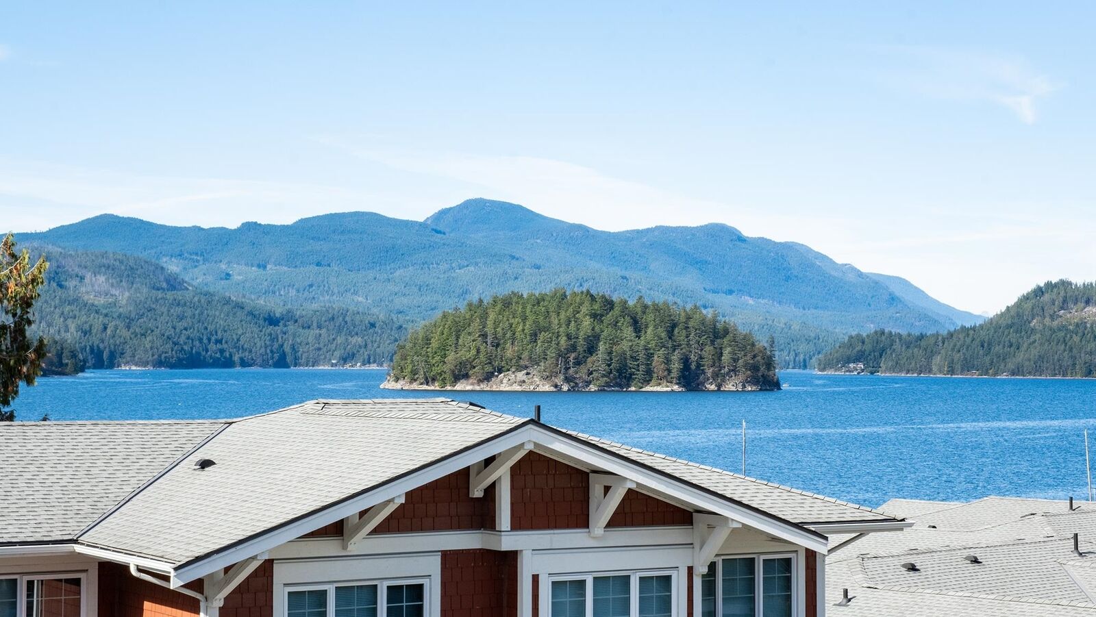 Property Photo:  5902 Beachgate Lane  BC V7Z 0S3 