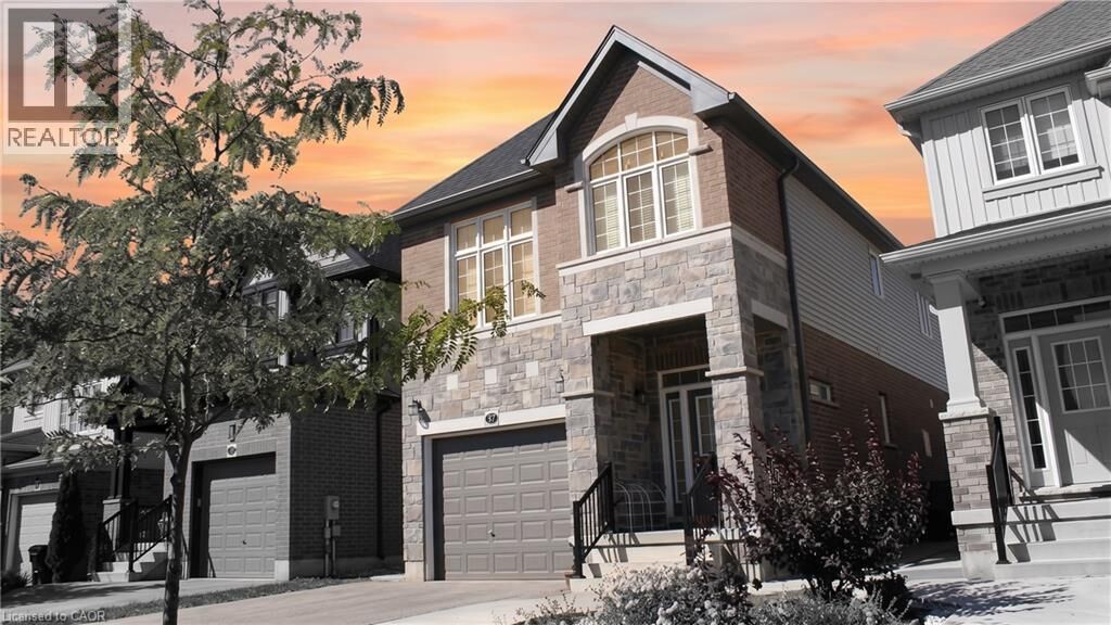 Property Photo:  87 Monarch Woods Drive  ON N2P 0K1 