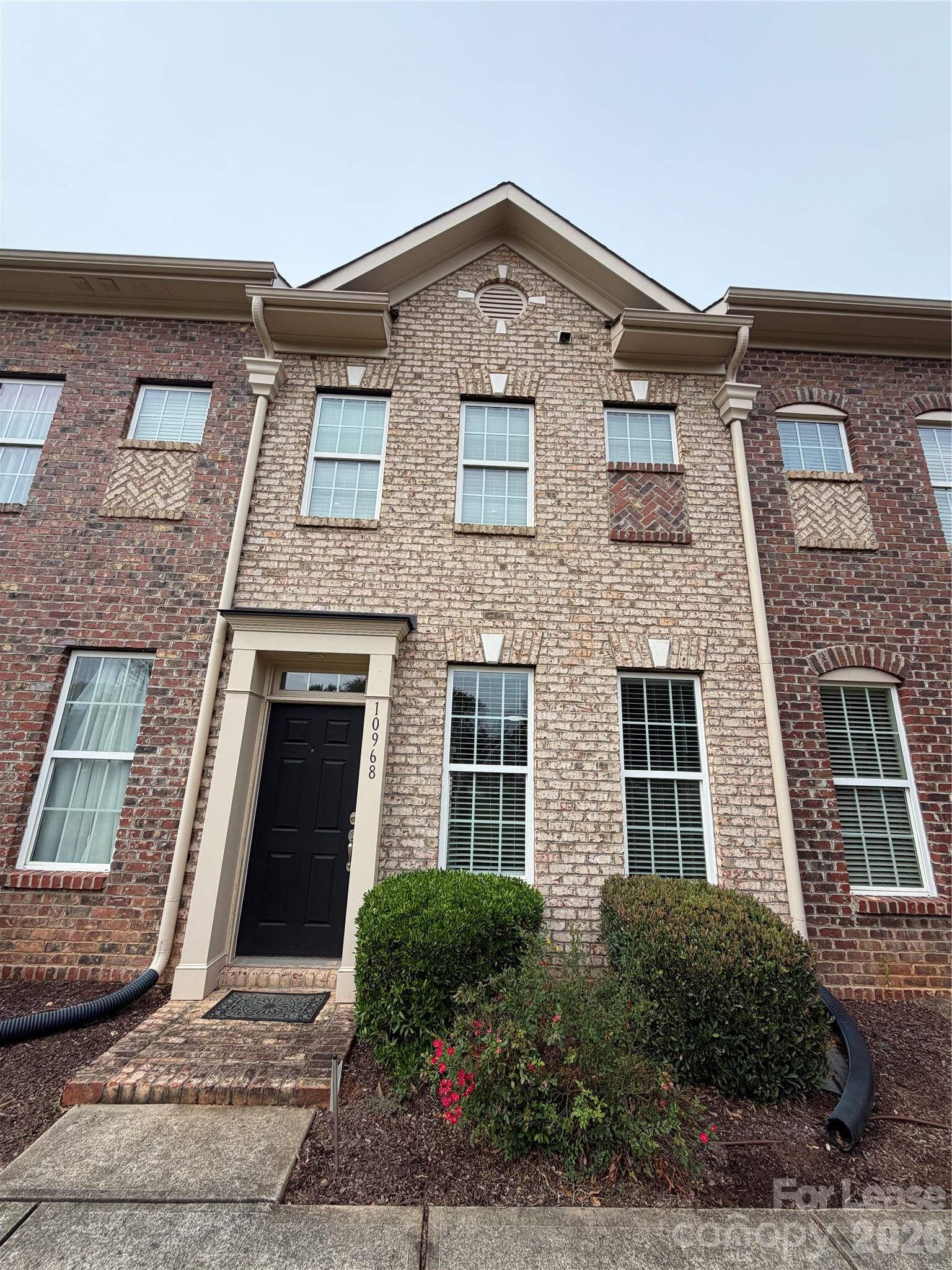 Property Photo:  10968 Cedar Walk Lane  NC 28277 
