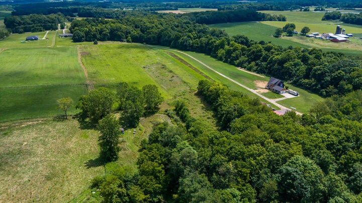 Property Photo: 3923 Veatch Road OH 43022