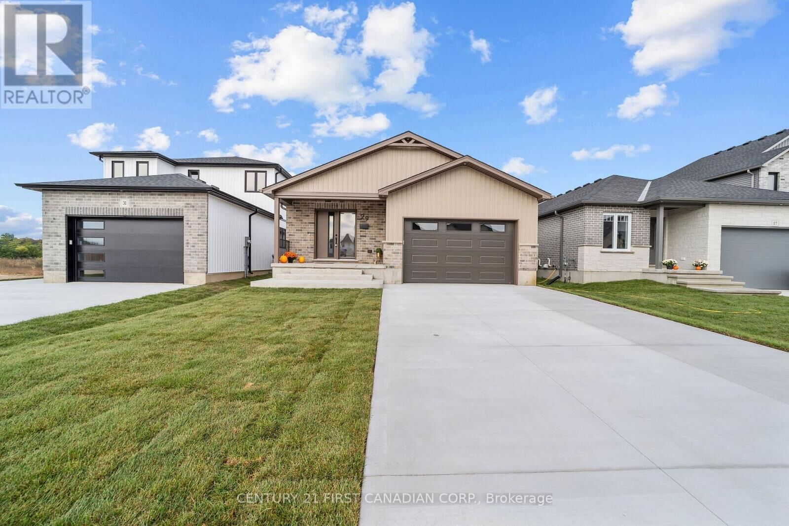 Property Photo:  29 Sheldabren Street  ON N0M 1A0 
