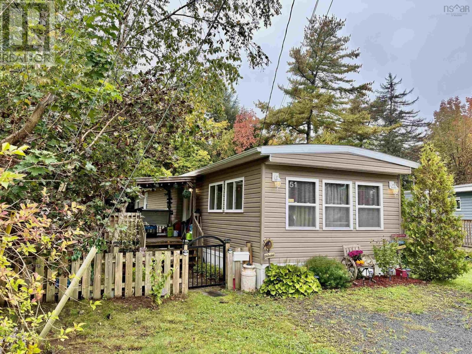 Property Photo:  51 Shelby Crescent  NS B4N 5J1 