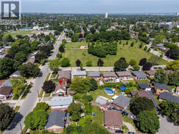 Property Photo:  129 Broker Drive  ON L8T 2B8 