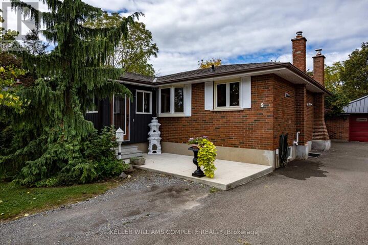Property Photo:  9 Glen Avenue  ON L2S 1L2 