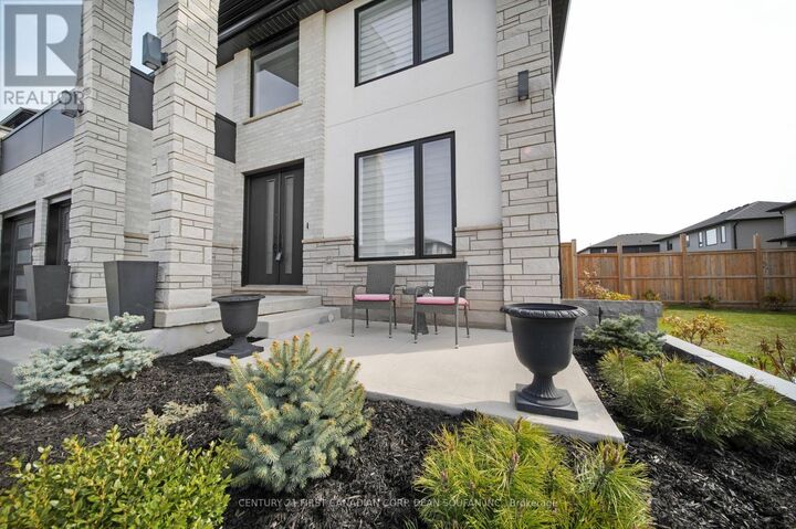 Property Photo:  3475 Brushland Crescent  ON N6P 0H2 