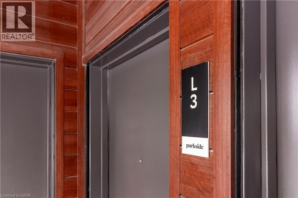 Property Photo:  40 Palace Street L3  ON N2E 0L2 