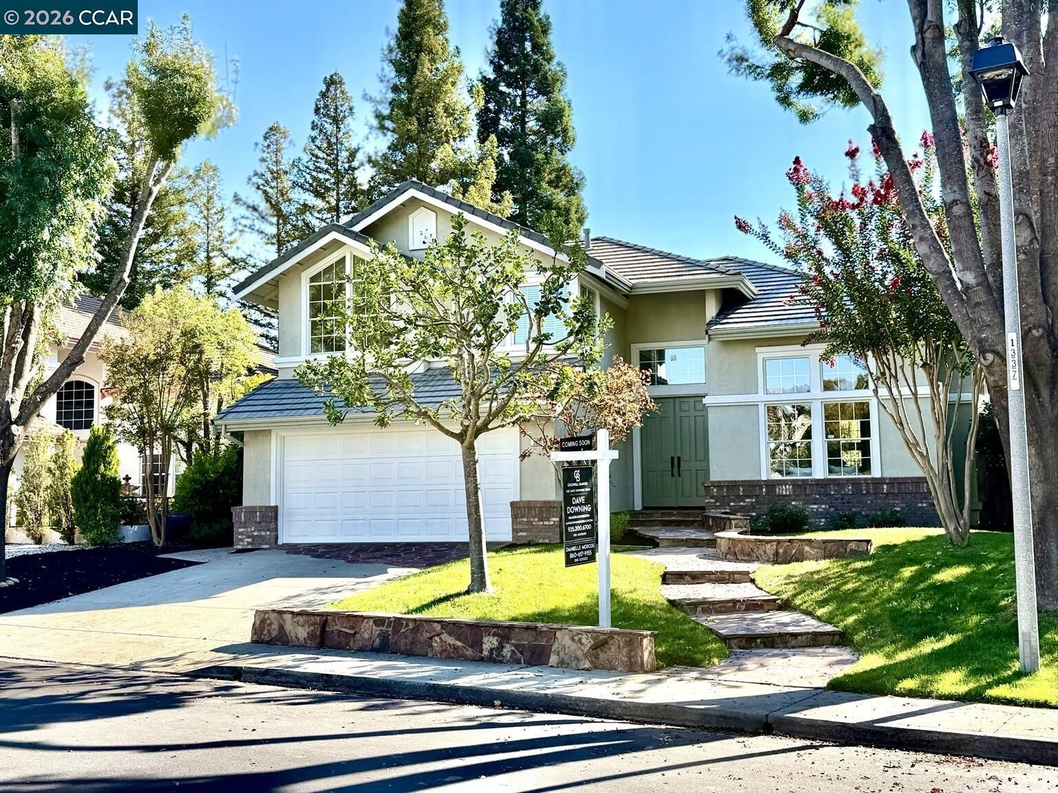 Property Photo: 309 Mountain Ridge Dr CA 94506